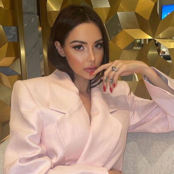 Nabilla est la star d'un nouveau docu-réalité sur sa vie intitulé "Nabilla sans filtre" et disponible sur Amazon Prime Vidéo - Instagram