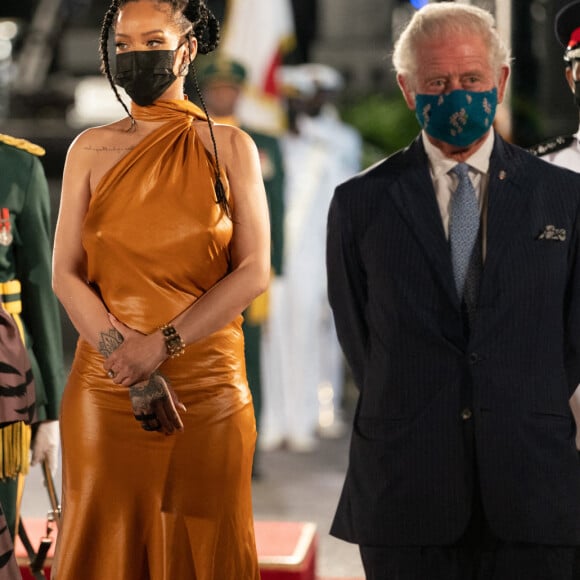 Garfield Sobers, Sandra Mason nouvelle présidente de la Barbade, Rihanna, le prince Charles, prince de Galles - Le prince Charles, prince de Galles assiste à la cérémonie d'investiture présidentielle en présence de Rihanna à Heroes Square à Bridgetown à la Barbade le 29 novembre 2021.