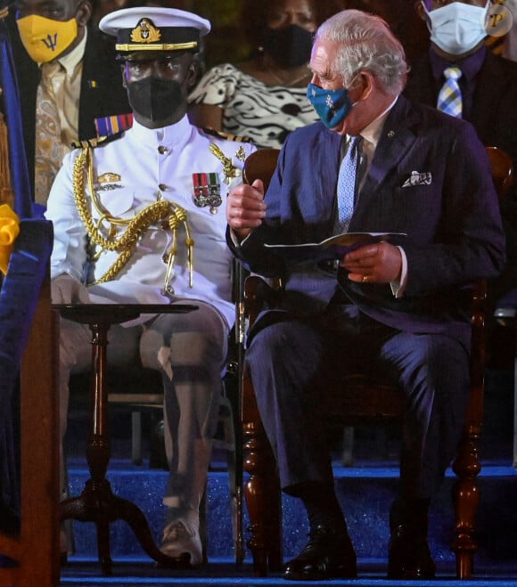Garfield Sobers, Le prince Charles, prince de Galles - Le prince Charles, prince de Galles assiste à la cérémonie d'investiture présidentielle en présence de Rihanna à Heroes Square à Bridgetown à la Barbade le 29 novembre 2021.