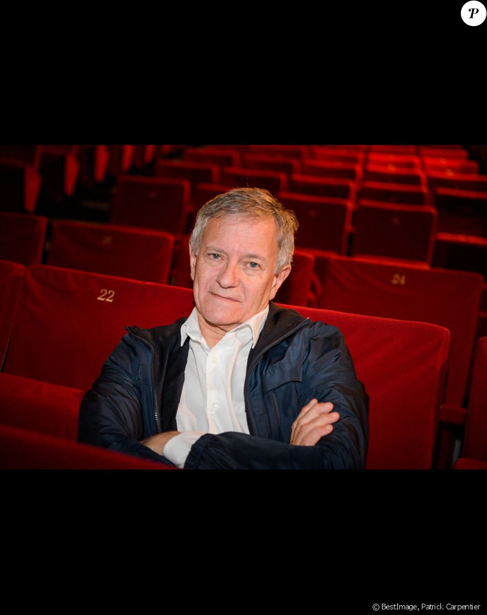Francis Huster - La pièce "Pourvu qu'il soit heureux" de Laurent Ruquier © Patrick Carpentier / Bestimage