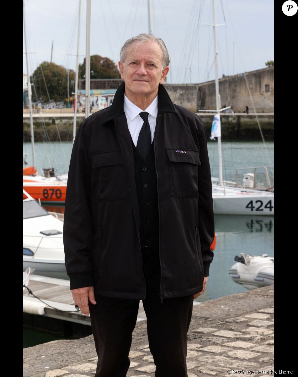 Francis Huster. au photocall du téléfilm "Meutres sur les Iles" lors de la 23ème édition du Festival de la Fiction tv de la Rochelle 2021 à La Rochelle, France, le 15 septembre 2021. © Jean-Marc Lhomer / Bestimage