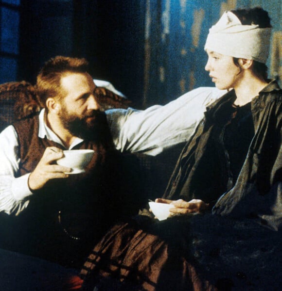 "Camille Claudel" (1988) avec Gerard Depardieu et Isabelle Adjani.