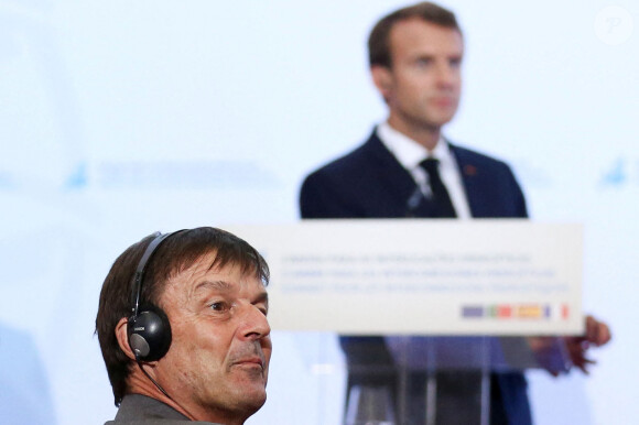 Nicolas Hulot - Conférence de presse conjointe du président de la république française, Emmanuel Macron lors du sommet sur les interconnections énergétiques à l'Agence Européenne pour la Sécurité Maritime, Lisbonne, Portugal, le 27 juillet 2018. © Stéphane Lemouton/Bestimage