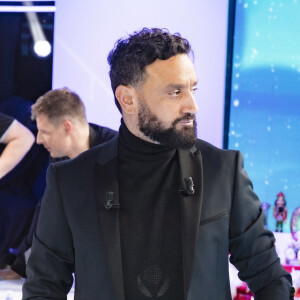 Exclusif - Cyril Hanouna sur le plateau de l'émission TPMP (Touche pas à mon poste ) diffusée en direct sur C8. © Jack Tribeca / Bestimage