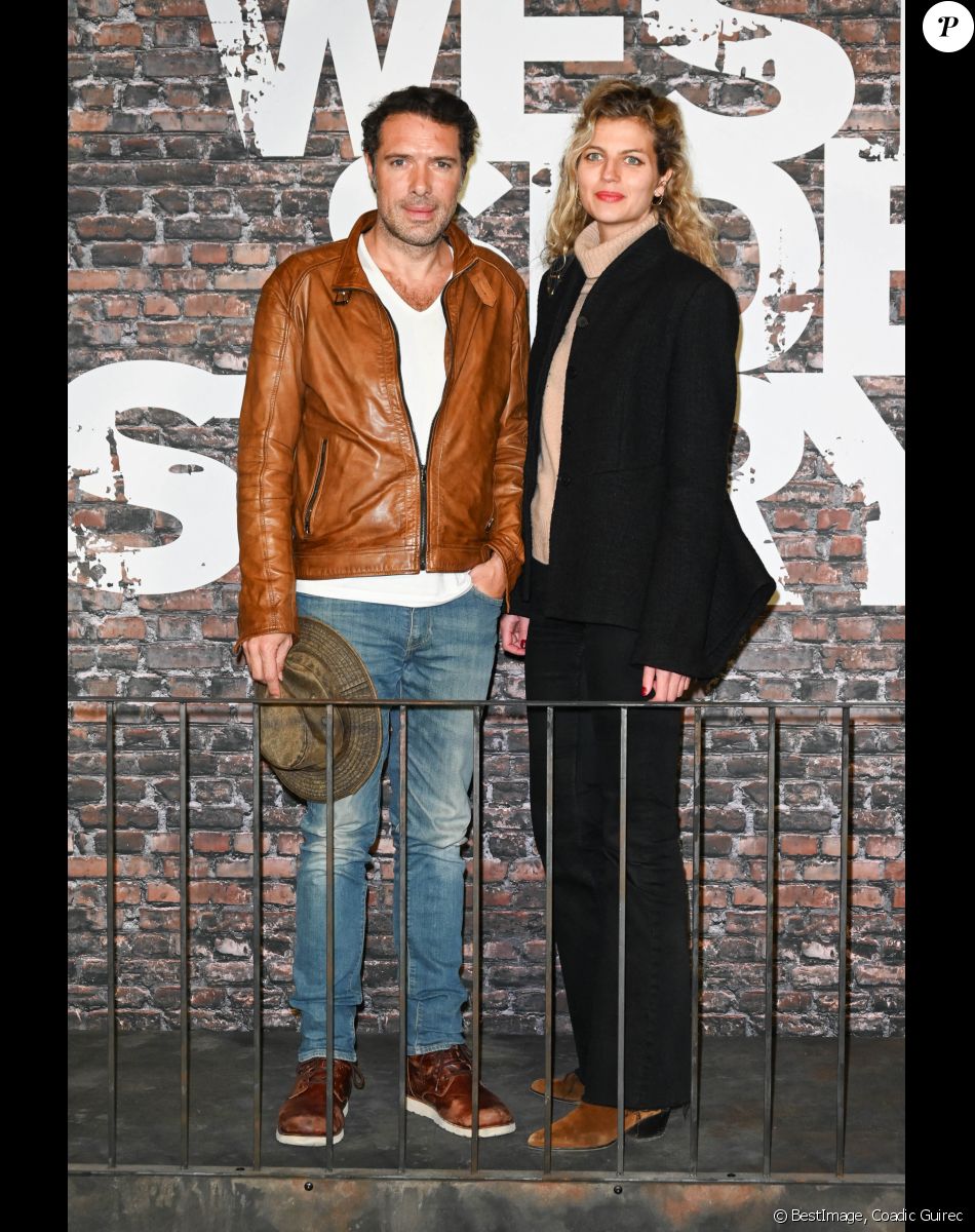Nicolas Bedos et sa compagne Pauline Desmonts à l'avant-première du film "West Side Story" réalisé par Steven Spielberg au Grand Rex à Paris. © Coadic Guirec/Bestimage