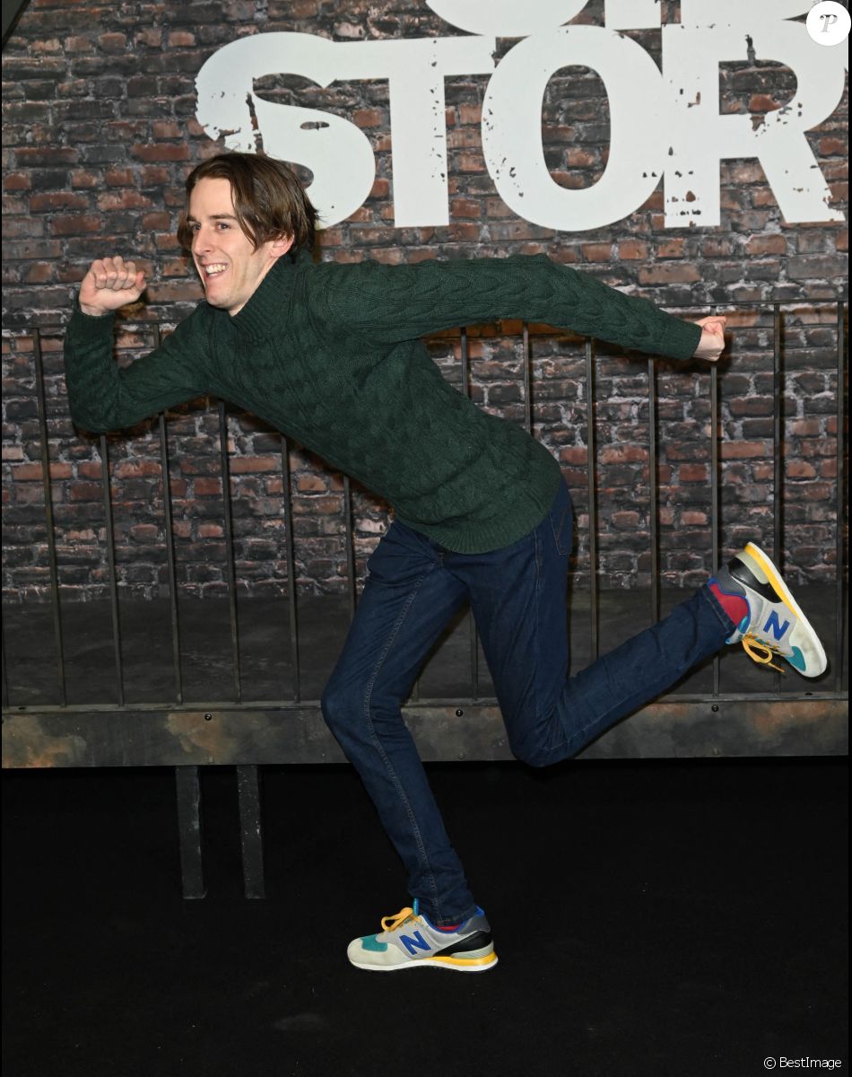 Valentin ("Le monde à l'envers") à l'avant-première du film "West Side Story" réalisé par Steven Spielberg au Grand Rex à Paris le 2 décembre 2021. © Coadic Guirec/Bestimage