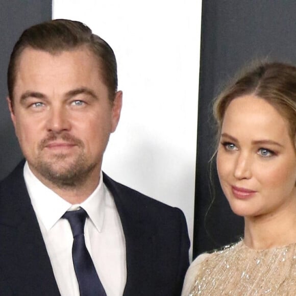 Leonardo DiCaprio et Jennifer Lawrence (enceinte) à la première du film "Don't Look Up" à New York, le 5 décembre 2021.