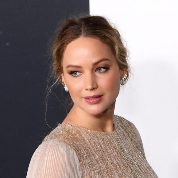 Jennifer Lawrence (enceinte) à la première du film "Don't Look Up" à New York, le 5 décembre 2021.