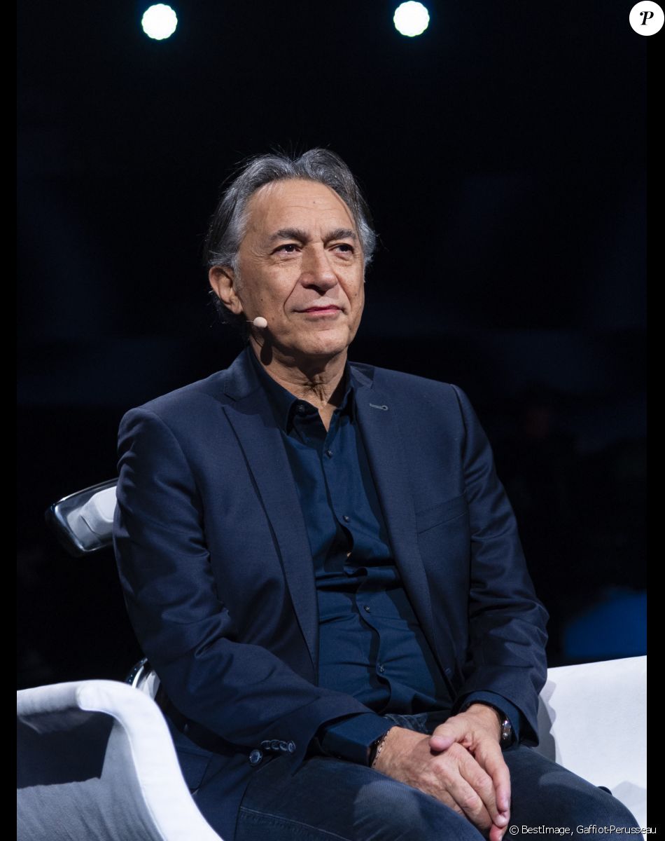 Exclusif - Richard Berry - Enregistrement de l'émission "La Chanson secrète 4", qui sera diffusée le 4 janvier 2020 sur TF1, à Paris. Le 17 décembre 2019 © Gaffiot-Perusseau / Bestimage