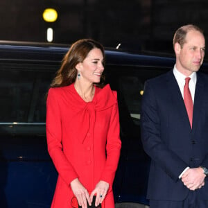 Le prince William, duc de Cambridge, et Catherine (Kate) Middleton, duchesse de Cambridge, assistent au service de chant communautaire Together At Christmas à l'abbaye de Westminster, à Londres, Royaume Uni, le 8 décembre 2021. 