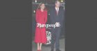 Kate Middleton festive en rouge : ambiance de Noël sur le lieu de son mariage avec William