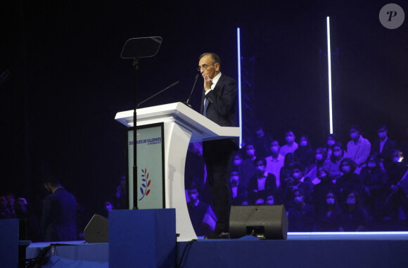 Premier meeting de Eric Zemmour, candidat à l'élection présidentielle avec son parti "Reconquête !" à Villepinte le 5 décembre 2021.