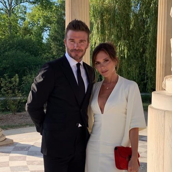 David et Victoria Beckham étaient de mariage ! Le couple a assisté à une nouvelle union au sein de sa famille.