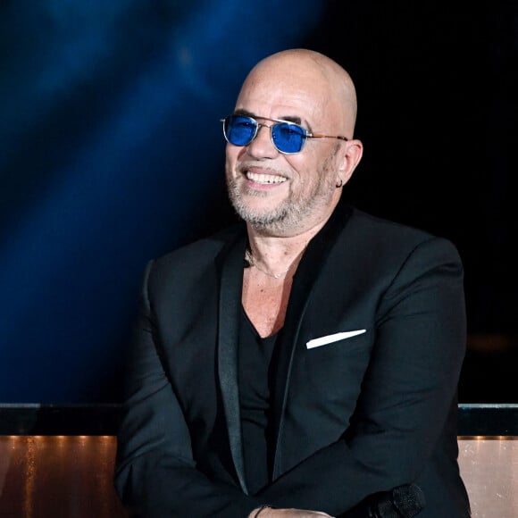 Exclusif - Pascal Obispo - Enregistrement de l'émission "Un soir à Monaco avec Laurent Gerra" sur la scène de la salle des Etoiles du Monte-Carlo Sporting à Monaco, diffusée le 18 décembre 2021 à 21h05. © Bruno Bebert / Bestimage