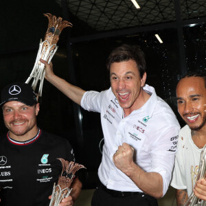 Valtteri Bottas, Toto Wolff et Lewis Hamilton - Grand prix d'Arabie Saoudites à Djeddah le 5 décembre 2021. © Dppi / Panoramic / Bestimage