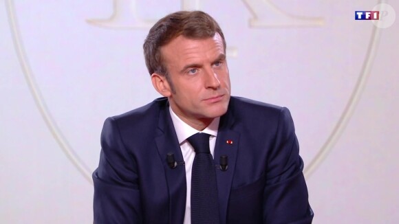 Intervention télévisée d'Emmanuel Macron diffusée sur TF1 et LCI le 15 décembre 2021