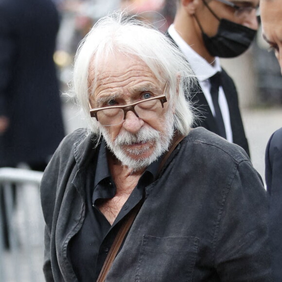 Pierre Richard - Obsèques de Jean-Paul Belmondo en en l'église Saint-Germain-des-Prés, à Paris © Cyril Moreau / Bestimage 