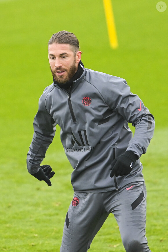 Sergio Ramos (PSG) - Entrainement du PSG au Camp des Loges à Saint-Germain-en-Laye, le 6 décembre 2021.