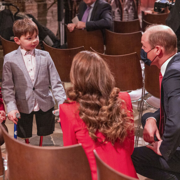 Le prince William, duc de Cambridge, et Catherine (Kate) Middleton, duchesse de Cambridge, assistent au service de chant communautaire Together At Christmas à l'abbaye de Westminster, à Londres, Royaume Uni, le 8 décembre 2021.