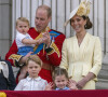 Le prince William, duc de Cambridge, et Catherine (Kate) Middleton, duchesse de Cambridge, le prince George de Cambridge la princesse Charlotte de Cambridge et le prince Louis de Cambridge  au balcon du palais de Buckingham lors de la parade Trooping the Colour 2019, célébrant le 93ème anniversaire de la reine Elisabeth II, Londres, le 8 juin 2019.