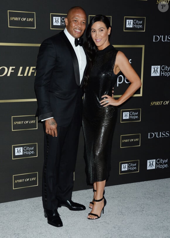 Dr. Dre et sa femme Nicole Young - Photocall de la soirée de gala "City of Hope" à Los Angeles, le 11 octobre 2018.