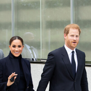 Le prince Harry, duc de Sussex, et Meghan Markle, duchesse de Sussex, à leur arrivée au Mémorial du 11 septembre et au One World Trade Center à New York. Le 23 septembre 2021