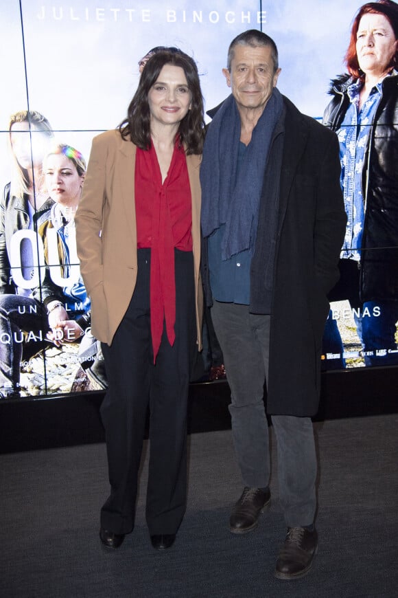 Juliette Binoche et Emmanuel Carrère assistent à l'avant-première du film Ouistreham au cinéma UGC Ciné Cité Les Halles. Paris, le 6 janvier 2022.