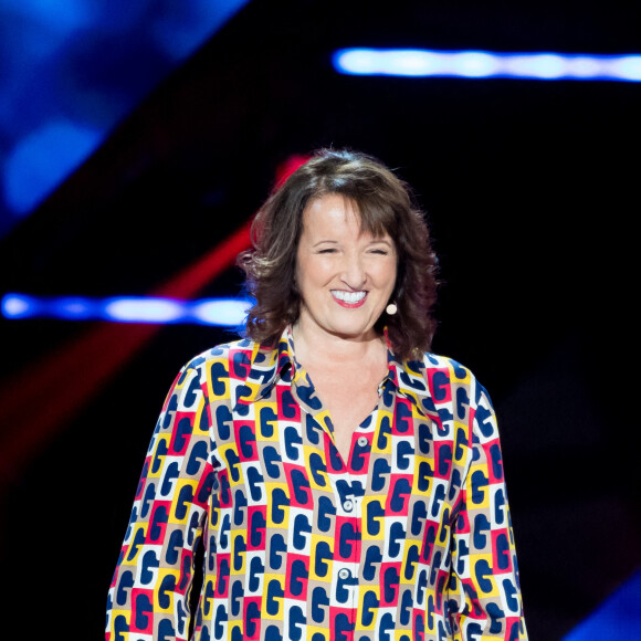 Anne Roumanoff - Enregistrement de l'émission "Les comiques préférés des français, les 30 femmes les plus drôles" à la Seine Musicale à Paris, diffusée le 8 janvier 2022 sur France 2. © Tiziano Da Silva / Bestimage