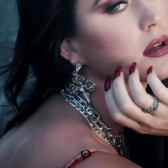 Images du vidéo-clip de Katy Perry "When I'm Gone".