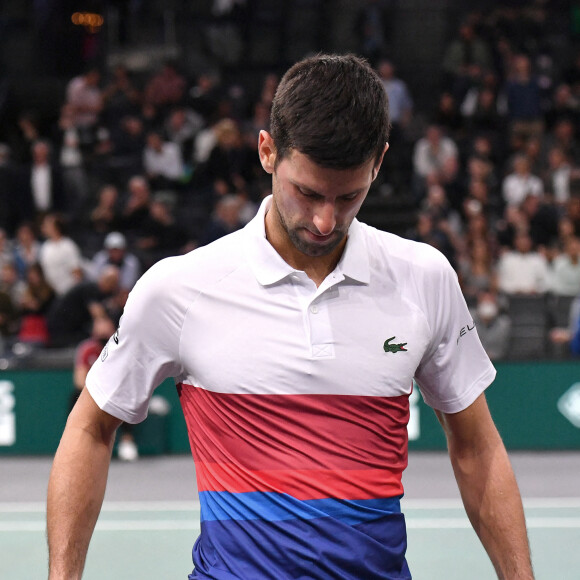 Novak Djokovic remporte la finale homme du Rolex Paris Masters face à Daniil Medvedev le 7 novembre 2021. © Veeren/Bestimage