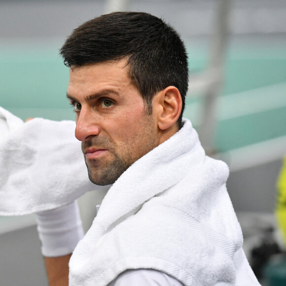Novak Djokovic remporte la finale homme du Rolex Paris Masters face à Daniil Medvedev. © Veeren/Bestimage