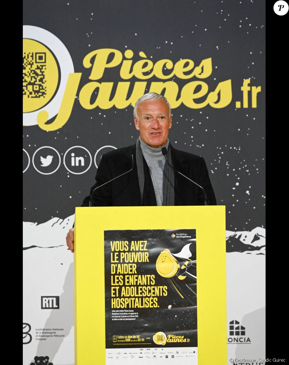 Didier Deschamps - Lancement de l'Opération Pièces Jaunes à La Poste Centrale du Louvre à Paris. Le 12 janvier 2022 © Coadic Guirec / Bestimage
