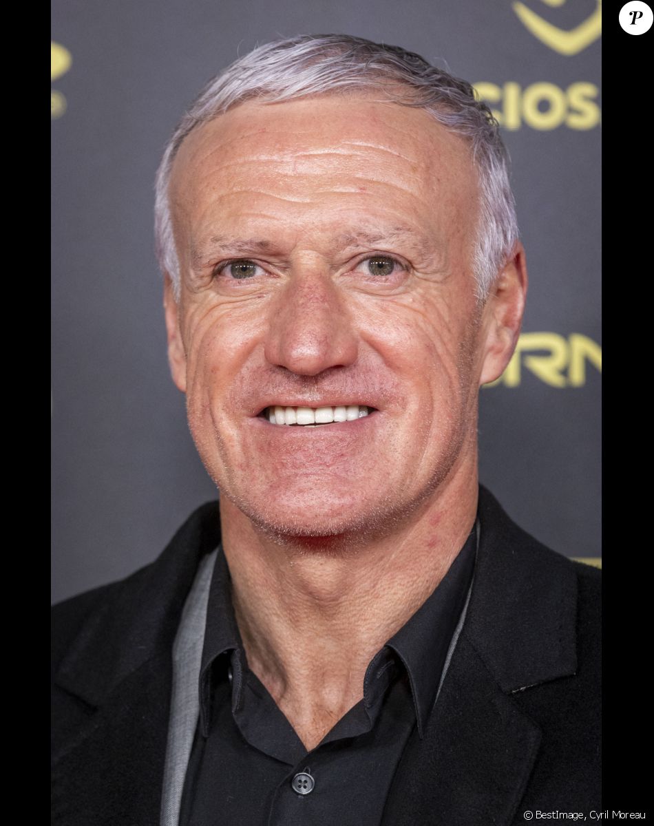 Didier Deschamps - Photocall de la cérémonie du Ballon d'Or 2021 au Théâtre du Châtelet le 29 novembre 2021. © Cyril Moreau/Bestimage