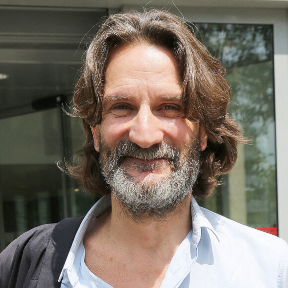 Frédéric Beigbeder quitte les studios de RTL à Paris, le 10 juin 2021. © Panoramic/Bestimage