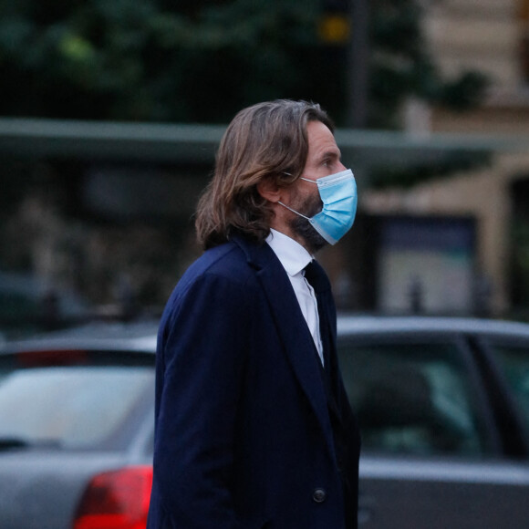 Frédéric Beigbeder à l'hommage à Denis Tillinac en l'église Saint-François-Xavier à Paris, le 2 octobre 2020.