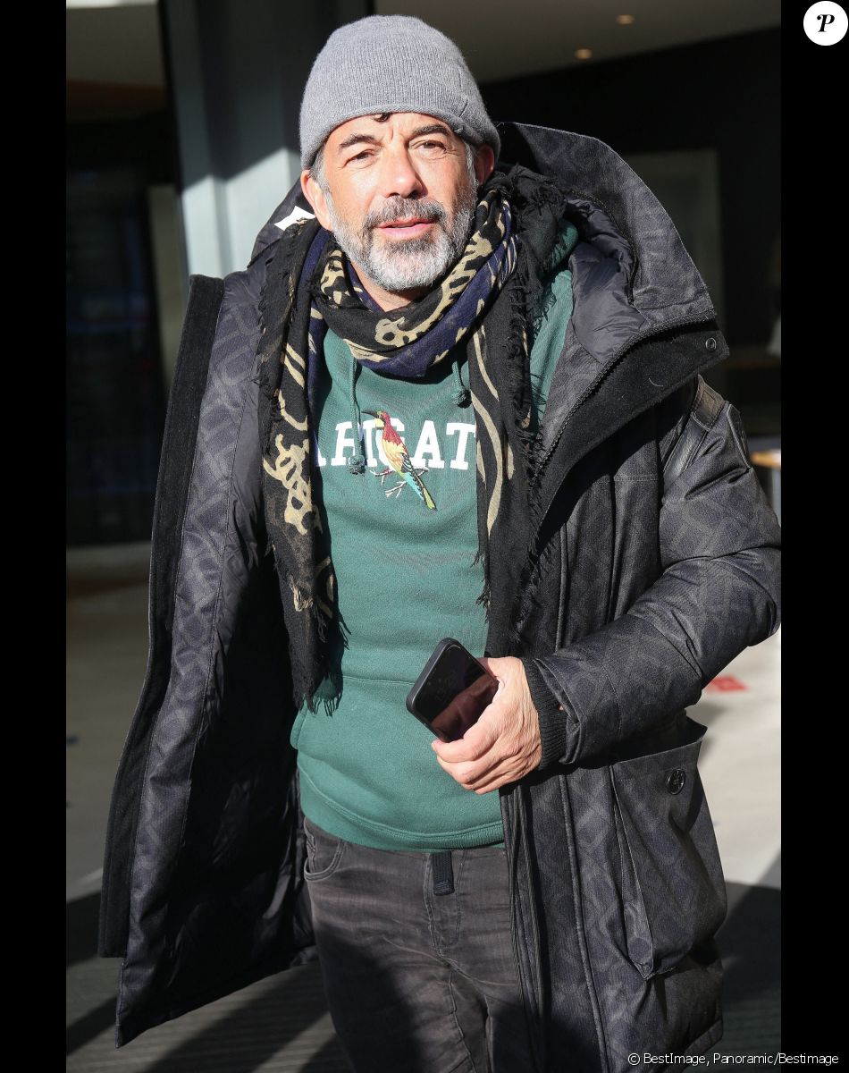 Stéphane Plaza à la sortie des studios de RTL à Neuilly-sur-Seine, France. © Panoramic/Bestimage