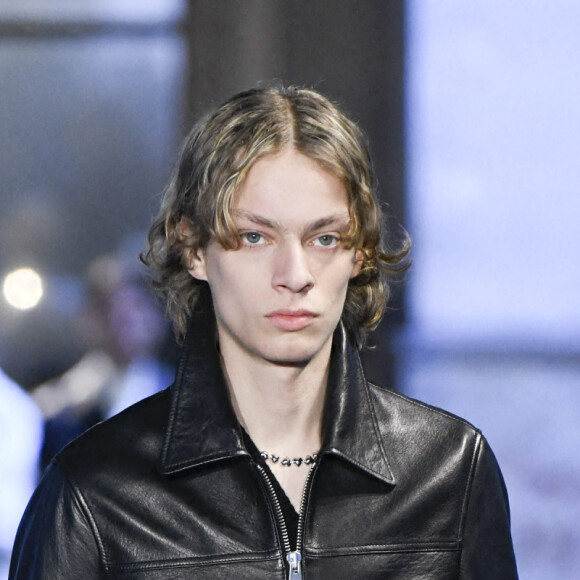 Défilé de mode prêt-à-porter automne-hiver 2022/2023 AMI lors de la fashion week de Paris. Le 19 janvier 2022 