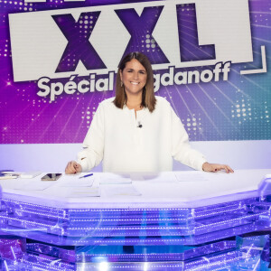 Exclusif - Valérie Benaïm pendant l'émission TPMPXXL (Touche Pas à Mon Poste XXL) présentée en direct par V.Benaim le 06/01/22 en direct sur C8 - Paris le 06/01/22 © Jack Tribeca / Bestimage 