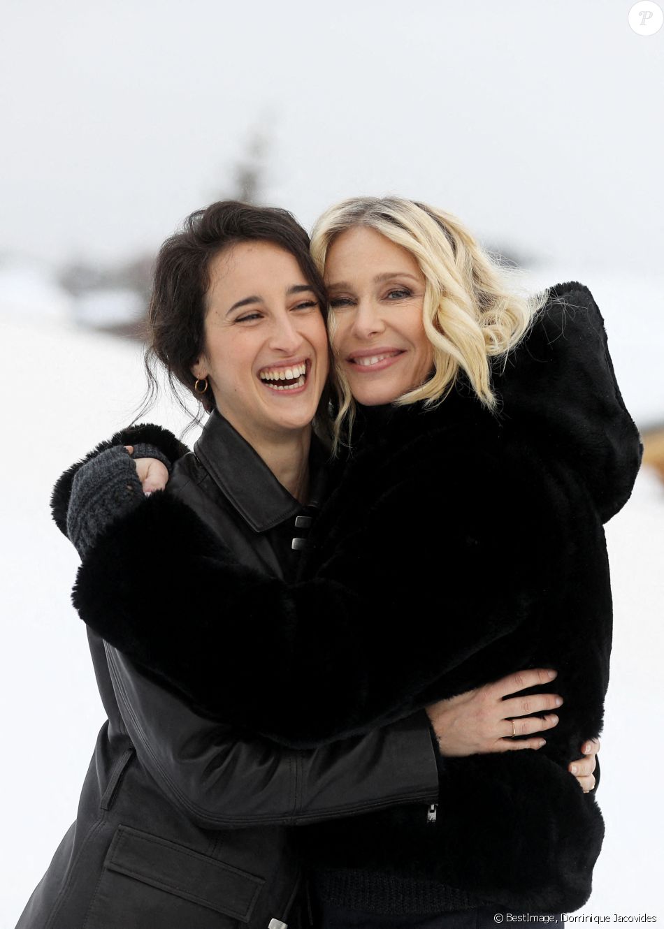 Agnès Hurstel et Pascale Arbillot au photocall du film On sourit pour
