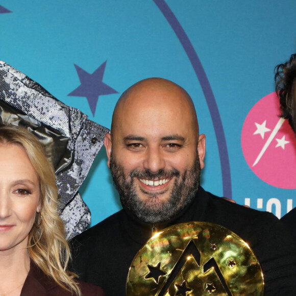 Ahmed Sylla, François Uzan, Prix spécial du jury, Audrey Lamy, Prix d'interprétation féminine, Jérôme Commandeur, Grand prix, Louis-Julien Petit, Pascale Arbillot lors de la clôture de la 25ème édition du Festival international du film de comédie de l'Alpe d'Huez, France, le 22 janvier 2022. © Dominique Jacovides/Bestimage 