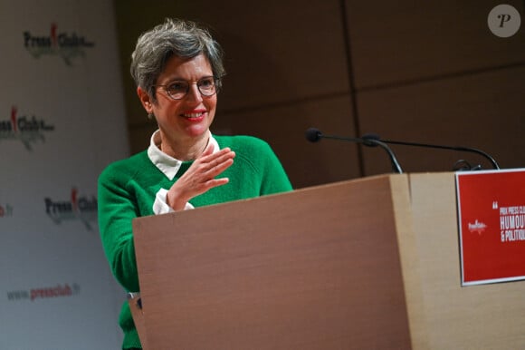Sandrine Rousseau, Secrétaire nationale adjointe d'Europe Écologie Les Verts lors de la remise des prix "Humour et politique" du Press Club de France à Issy les Moulineaux le 7 décembre 2021.