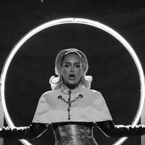 Images du vidéo-clip d'Adele "Oh My God".