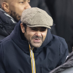 Jamel Debbouze - People au match de Ligue 1 Uber Eats "PSG contre Nice (0-0)" au Parc des Princes à Paris le 1er décembre 2021. © Cyril Moreau/Bestimage 