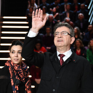 Sophia Chikirou et Jean-Luc Mélenchon, candidat à l'élection présidentielle de la "France Soumise" lors de la première confrontation entre les cinq principaux candidats à la présidentielle 2017 lors du "Grand Débat" sur le plateau de TF1 et LCI à Aubervilliers, France, le 20 mars 2017. © Eliot Blondet/Pool/Bestimage