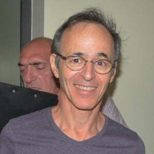 Exclusif - Jean-Jacques Goldman - Vente aux enchères à l'occasion du 20e anniversaire du spectacle "Les Vendanges du Coeur" à Ouveillan.