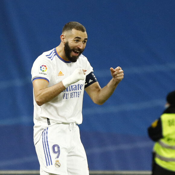 Karim Benzema lors du match de football "Real Madrid vs Rayo Vallecano" au stade Bernabeu à Madrid. Le 6 novembre 2021 © Apo Caballero-DAX / Zuma Press / Bestimage