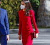 La reine Letizia d'Espagne arrive au Sénat pour assister à la 13 ème édition des Prix "Luis Carandell" à Madrid, Espagne, le 27 janvier 2022.
