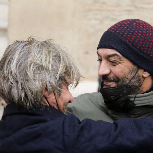 Ramzy Bedia - Sorties des obsèques (bénédiction) de Gaspard Ulliel en l'église Saint-Eustache à Paris. Le 27 janvier 2022 © Jacovides-Moreau / Bestimage 