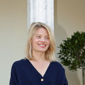 Mélanie Thierry - Photocall du flim "La vraie famille" à l'hôtel Le Renoir lors du Festival du Film de Sarlat le 9 novembre 2021. © Jean-Marc Lhomer/Bestimage