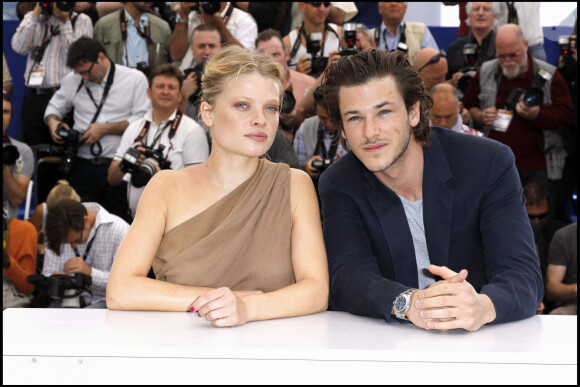 Gaspard Ulliel et Mélanie du photocall de "La princesse de Montpensier" lors du 63e Festival de Cannes le 16 mai 2010.